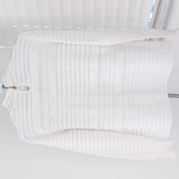 White House Black Market Top - Picture 7 of 11